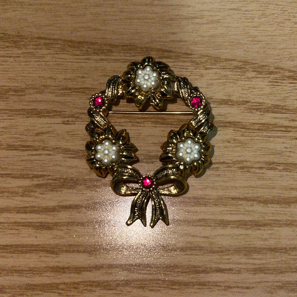 Vintage Broach